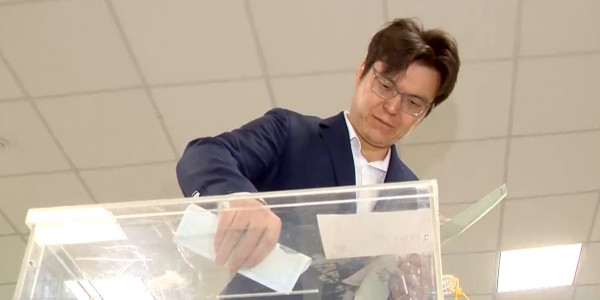 Председатель партии &laquo;Байтак&raquo; Азаматхан Амиртаев проголосовал на выборах