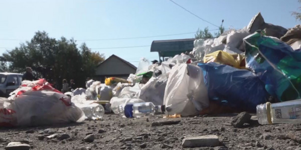 Петропавл қаласында қоқыс тау болып үйіліп жатыр