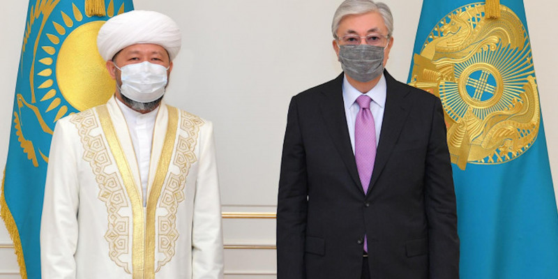 Глава государства принял Верховного муфтия Казахстана