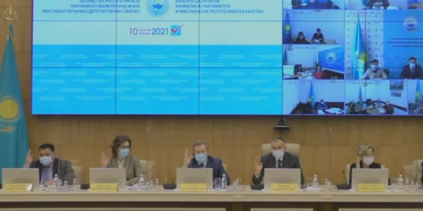 &laquo;Adal&raquo; мен &laquo;Қазақстанның халықтық партиясы&raquo; саяси ұйымдарына сайлауға қатысуға рұқсат берілді