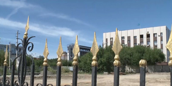 Атыраулық ата-аналар мектептің жері талан-таражға түсті ме деп алаңдаулы