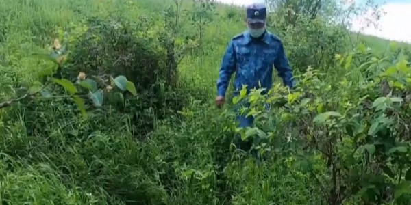 Рыбак сорвался с обрыва и 12 часов провел в холодной воде