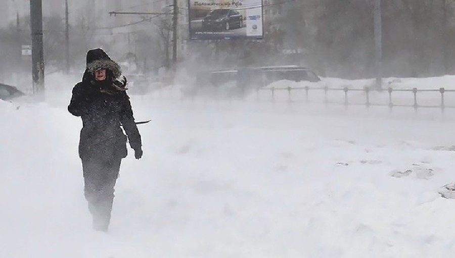 В нескольких областях Казахстана ожидается снег и метель