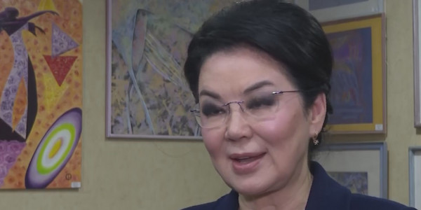 Тұрсынбекова Маңғыстау облысында жауынгерлердің аналарымен кездесті