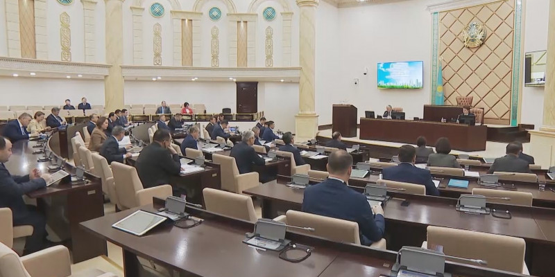 Сенаторлар Үкіметті қазақстандықтардың тұрғын үй мәселесін шешуге шақырды