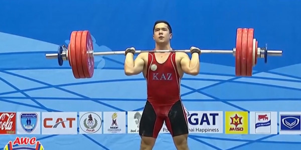 В Федерации тяжёлой атлетики РК прокомментировали заявление спортсменов о задержке зарплаты