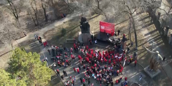 В Алматы члены предвыборного штаба НПК организовали мирный митинг
