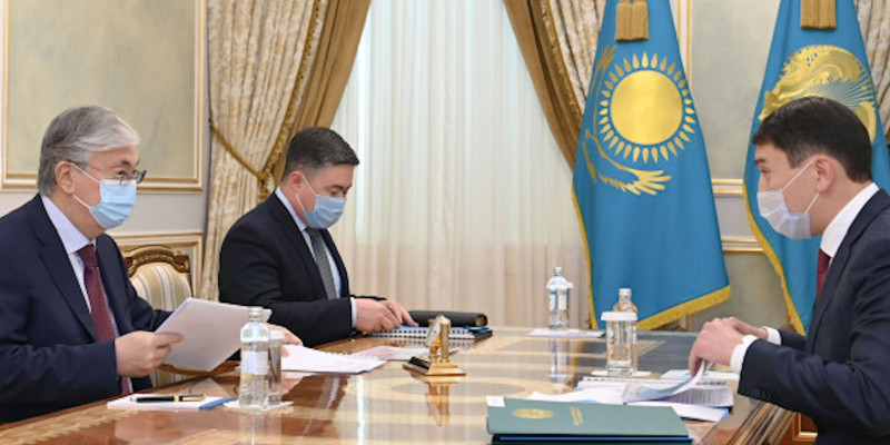 О ситуации с ГСМ в Казахстане доложили Главе государства