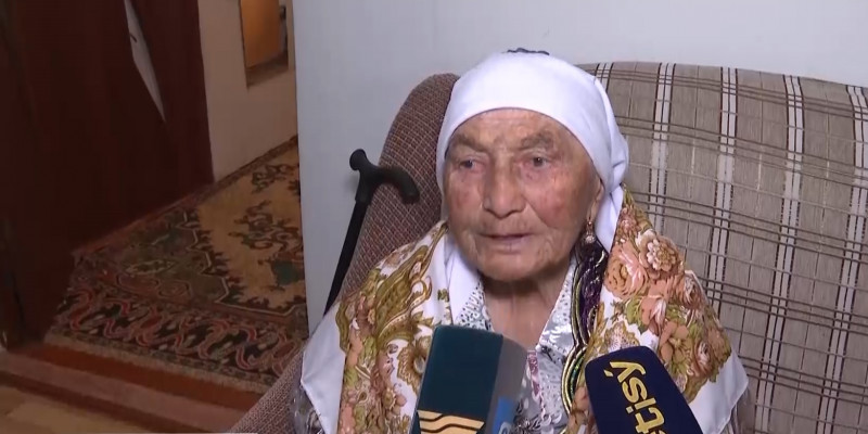 Выборы-2022: 100-летняя жительница Жетысуской области отдала свой голос