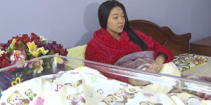 Казахстанская «девочка из пробирки» естественным путем зачала и родила ребенка