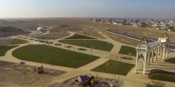 Первому Президенту показали, как развивается Туркестан