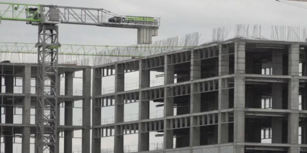 В Петропавловске заморозили самую большую стройку