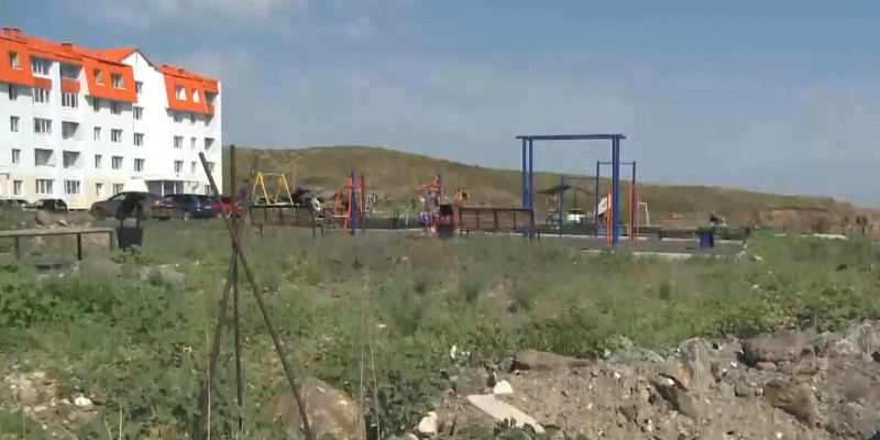 Травмоопасными признаны детские площадки в ЖК Усть-Каменогорска