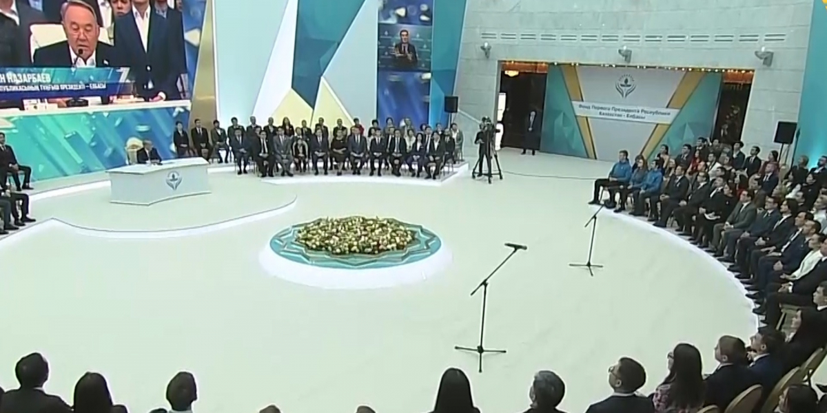 Н. Назарбаев встретился с лауреатами премии Фонда Первого Президента