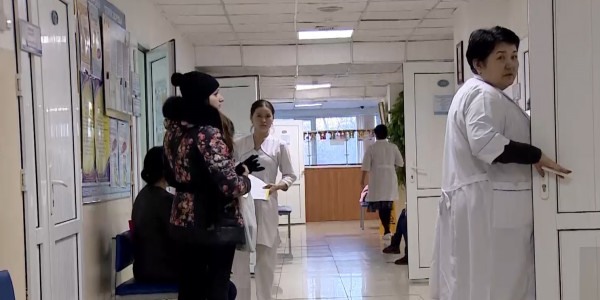 В Казахстане планируют привить 100 тысяч девочек-подростков от вируса папилломы