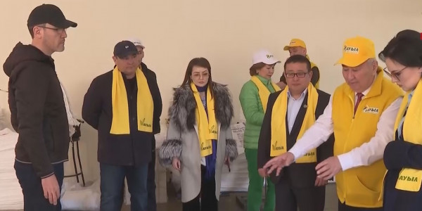 &laquo;Ауыл&raquo; партиясының өкілдері зауыт жұмысшыларымен кездесті