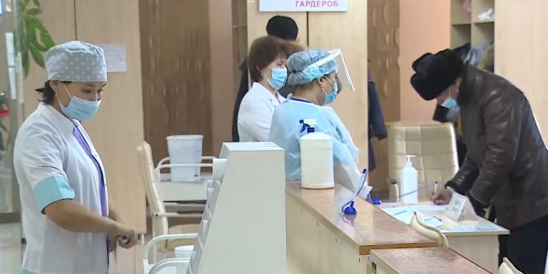 Активисты НПК стали донорами