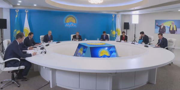 Бюро Политсовета партии Nur Otan. &laquo;Новый курс&raquo;