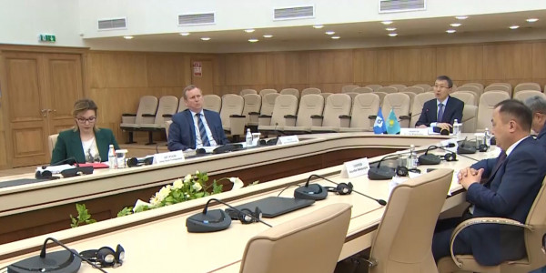 Более 100 наблюдателей аккредитовали в Центральной комиссии