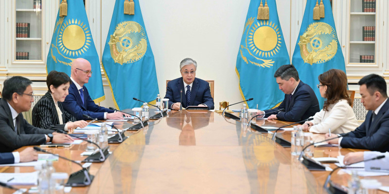 Президент провел совещание по вопросам развития города Алматы