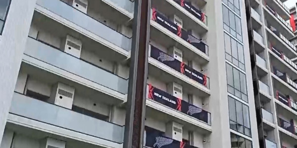 Сборные стран мира прибывают в Токио