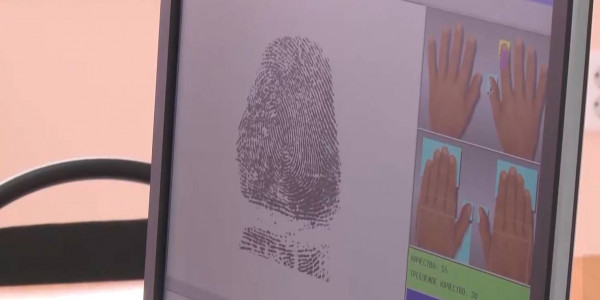 С начала 2024 года каждый казахстанец должен сдавать отпечатки пальцев