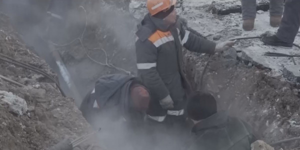 Павлодар қаласында жылу құбыры жарылды