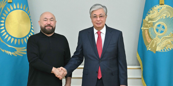 Касым-Жомарт Токаев принял кинорежиссера Тимура Бекмамбетова