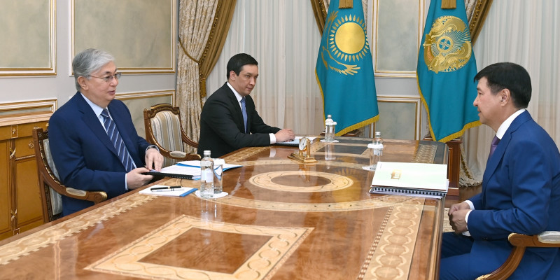 Президент РК встретился с председателем Верховного суда
