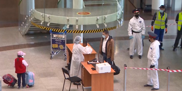 Прилетевших из-за границы авиапассажиров без ПЦР-справок будут штрафовать