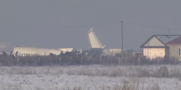 Черные ящики самолета Bek Air расшифруют до 10 января