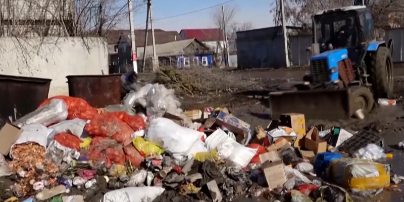 Пилотный проект по закрытым мусорным площадкам внедряют в Уральске