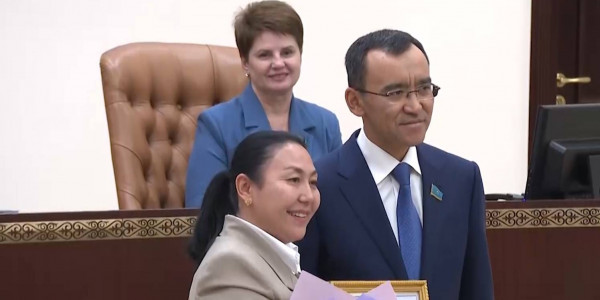 Работников СМИ поздравили в Сенате в преддверии праздника