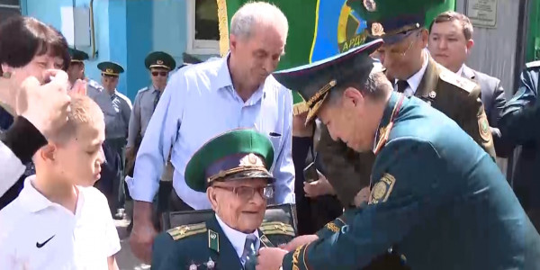 Исполнилось 100 лет участнику ВОВ Николаю Таратунину