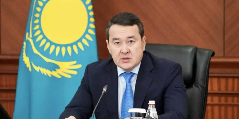 Премьер-министр выразил соболезнования родным погибших врачей в Карагандинской области