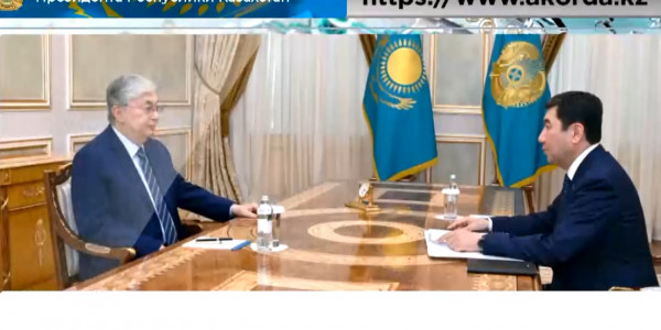 К. Токаев встретился со Спикером Сената Е. Кошановым