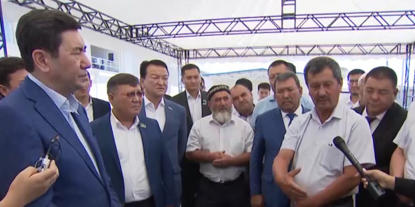 Мәжіліс депутаттары өңірлерде халықпен кездесу өткізіп жатыр