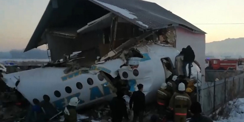 Пострадавшие в авиакатастрофе Bek Air до сих пор не получили компенсацию