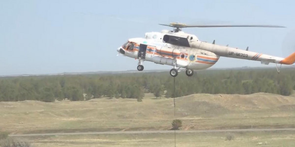 Абай облысындағы орман өртін сөндіруге 10 тікұшақ жұмылдырылды