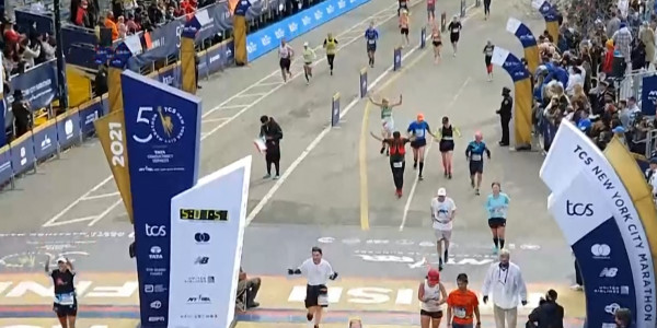 77-летний казахстанец занял второе место на Нью-Йоркском марафоне