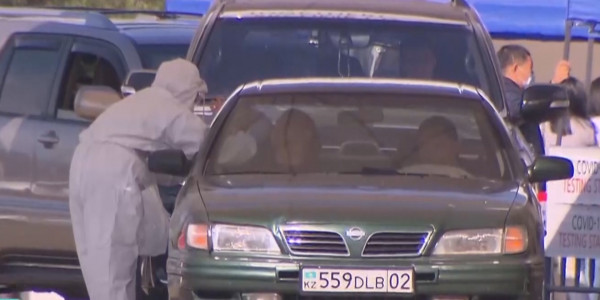 Алматыдағы 300 адамға арналған зертханада күніне мыңнан аса адам сараптама тапсырады