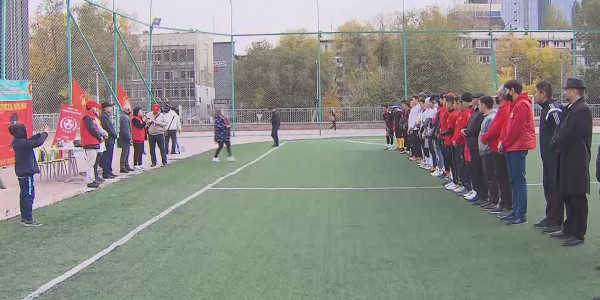 Алматыда шағын футболдан Қазақстан коммунистік партиясының кубогы жолындағы жарыс өтті